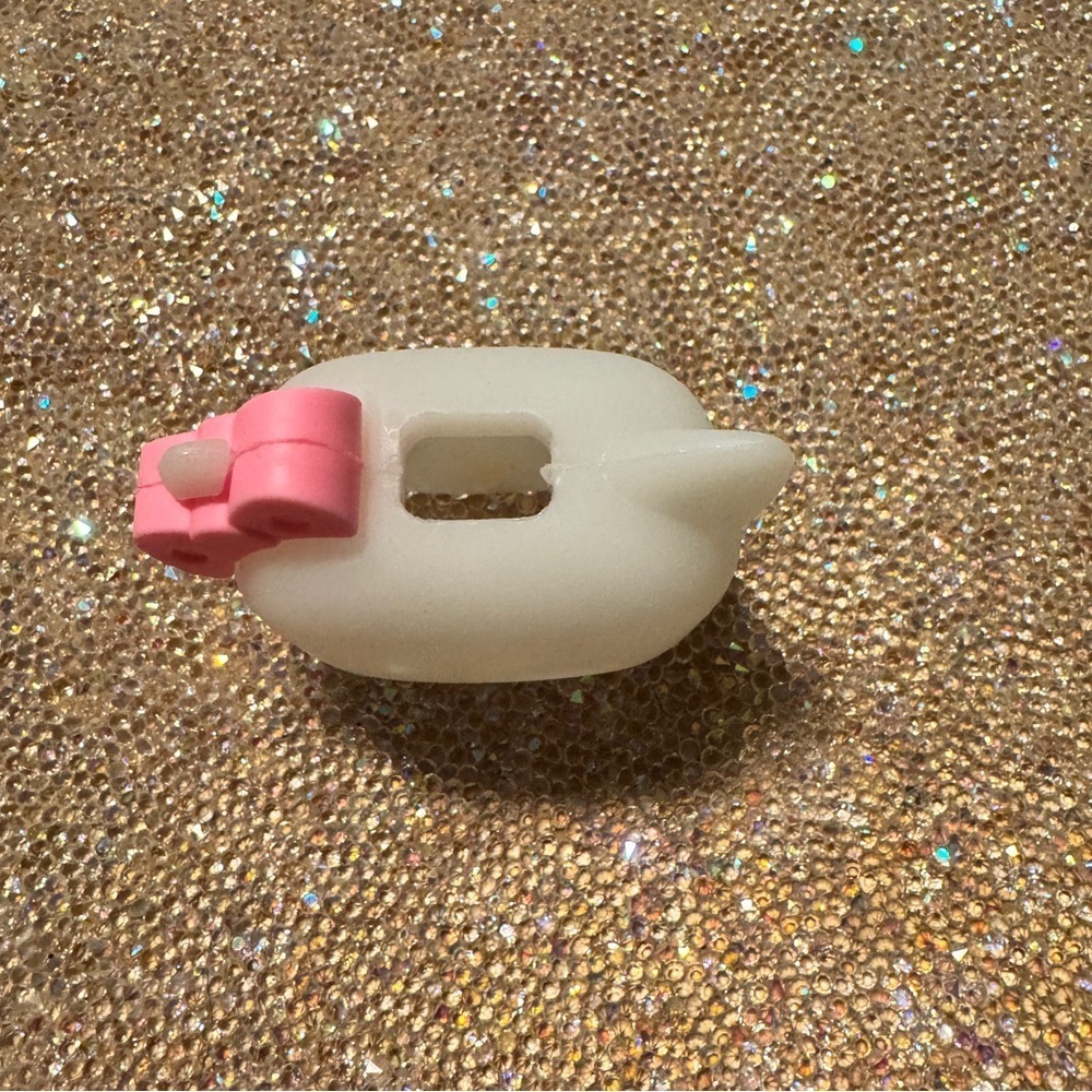 Hello Kitty White and Pink Charger Cover NWT - Picture 7 of 8